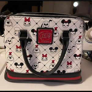 Sensational 6 crossbody